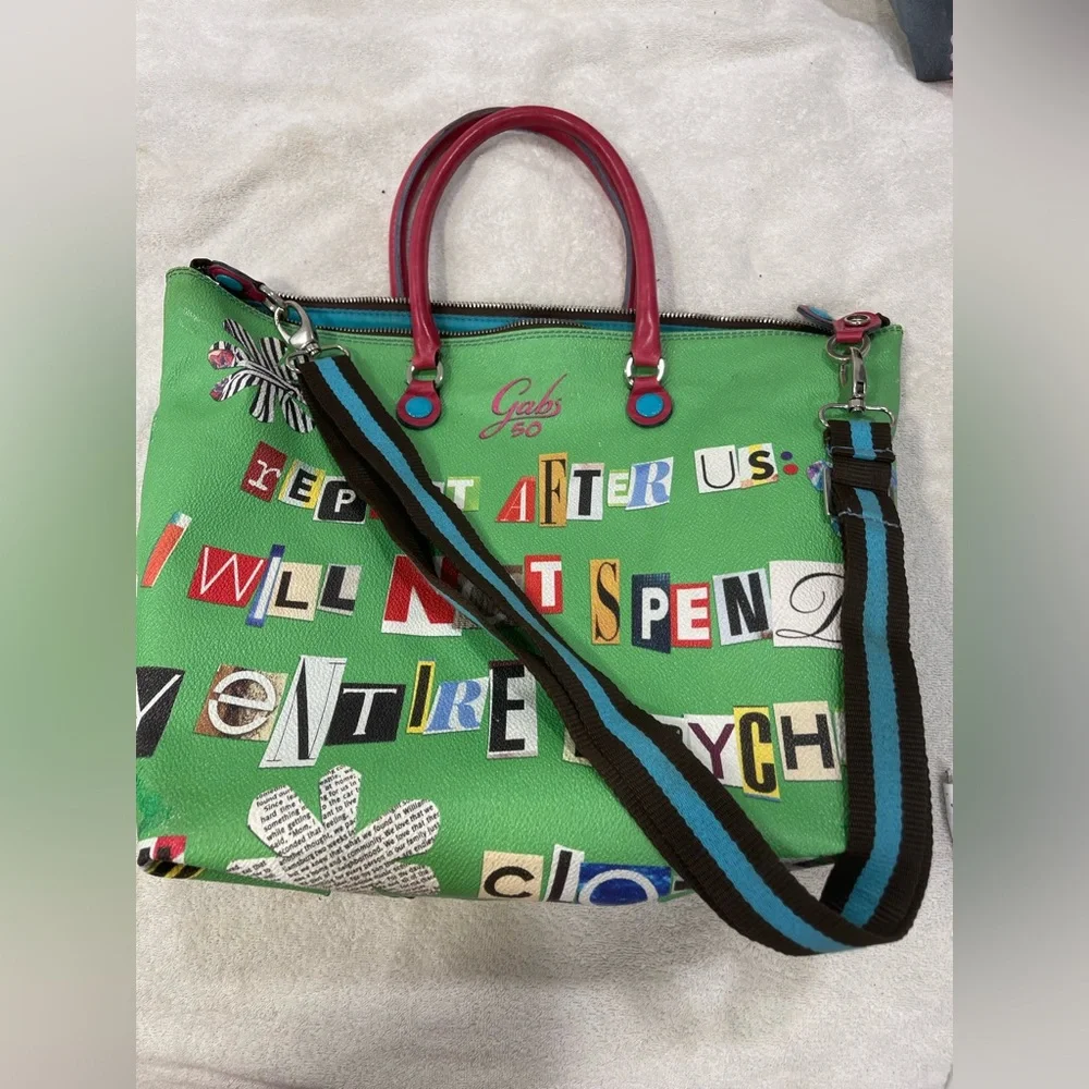 Gabs Green Graphic Letter-Print convertible Tote! really cool bag - Picture 8 of 16